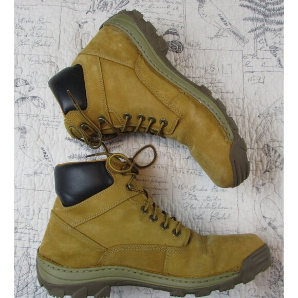 MENS WOLVERINE LEATHER BOOTS- 6\
